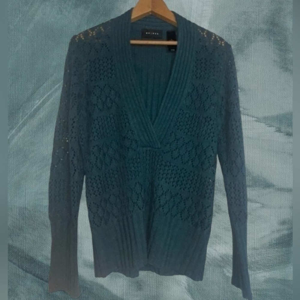 Axcess Hunter green sweater - loose knit - v neck - medium EUC